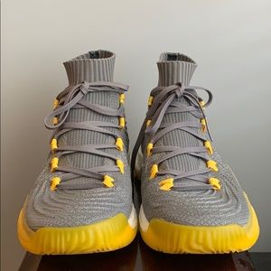 ADIDAS PRIMEKNIT CRAZY EXPLOSIVE. SZ 7.5 MENS.